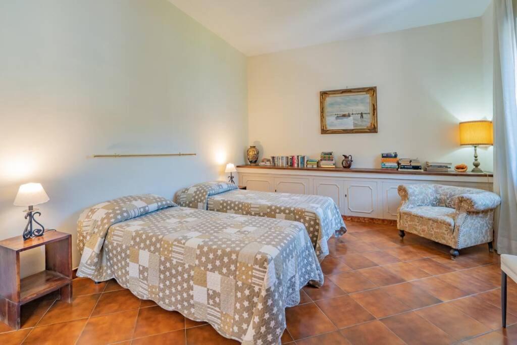Casa Gege', For Up To 5 Guests, Shared Pool, Sorrento Center Apartman Kültér fotó